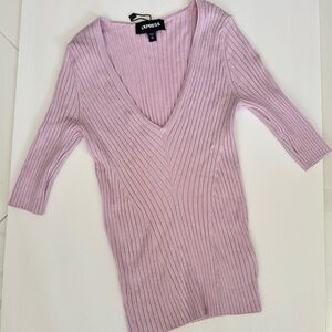 Express Women's Lilac Purple V-Neck Sweater Shirt